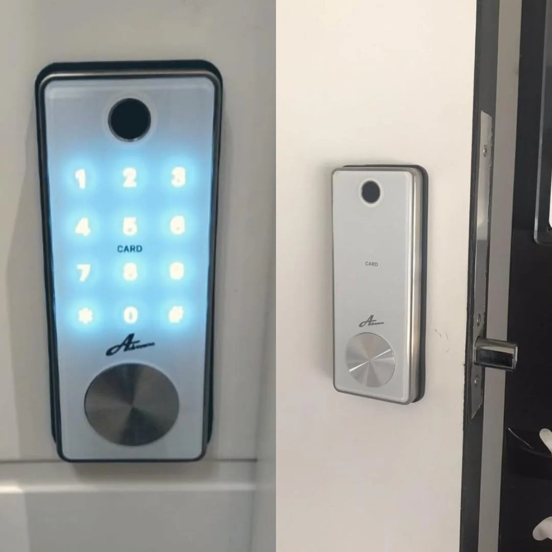 Fechadura Digital Branca Minimalista: Design e Tecnologia Invisível